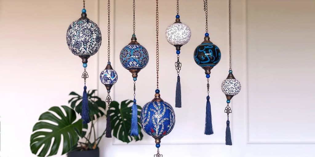 Gran Bazar cerámica y adornos coloridos