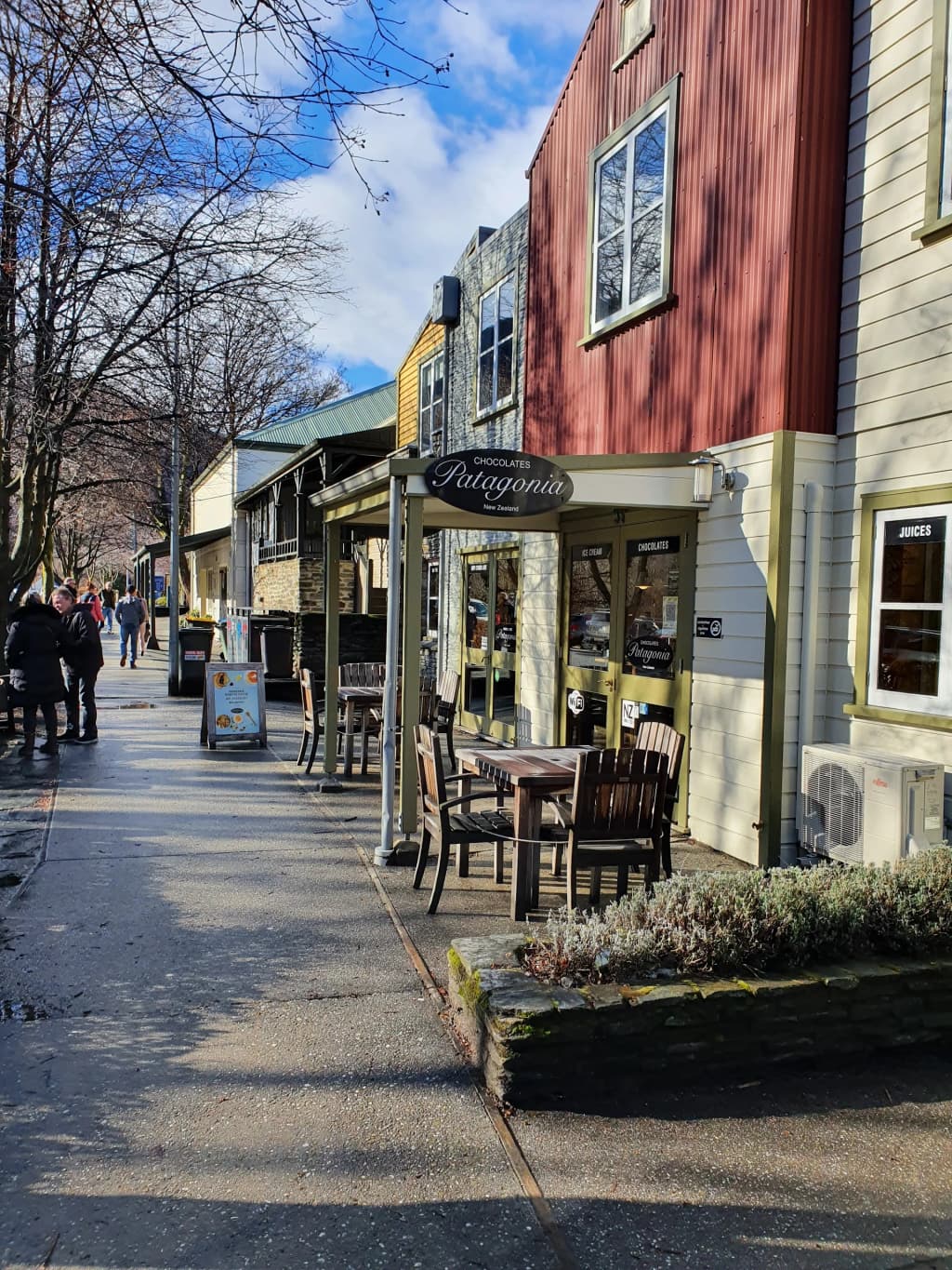 Rugged peaks of Te Waipounamu on the South Island