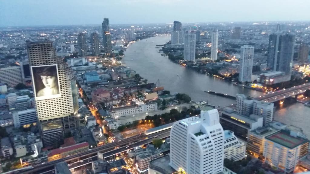 Bangkok - Photo by Loreno Ritt
