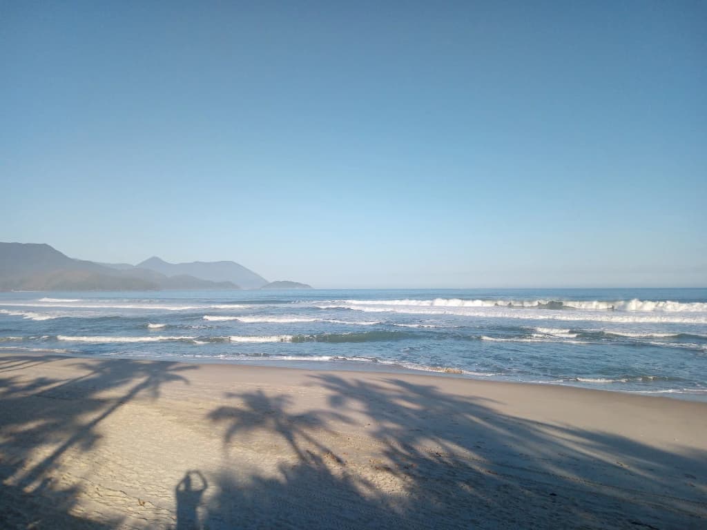 Maresias Beach - Photo by Alexandre Moura