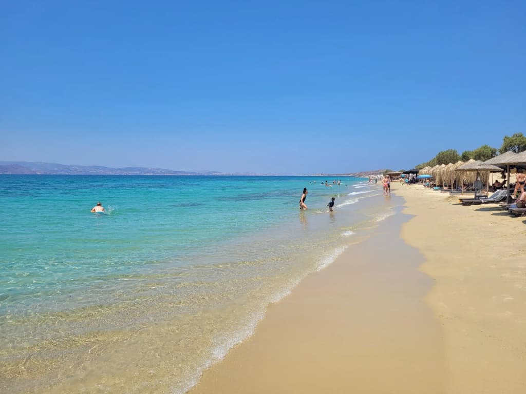 Plaka Beach - Photo by Chaco Ruiz