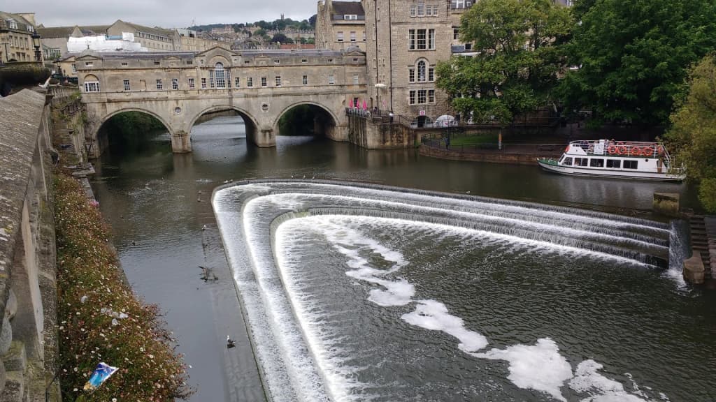 Pulteney Bridge stretching elegantly across the River Avon in Bath