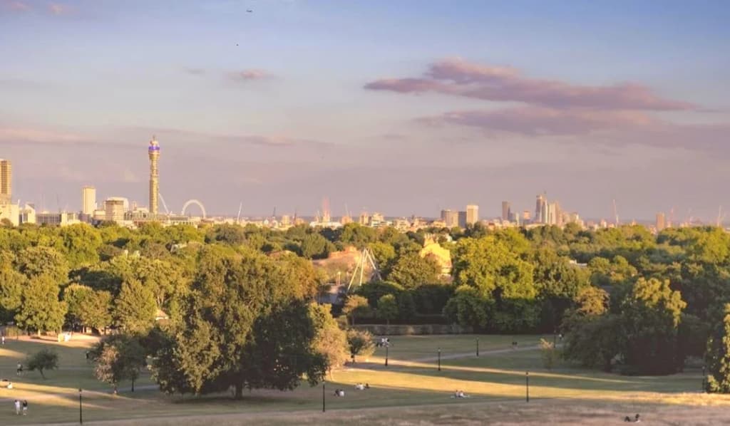 Vista panorâmica de Londres do topo de Primrose Hill
