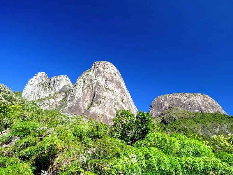 Vast mountain ranges and deep valleys of Três Picos State Park