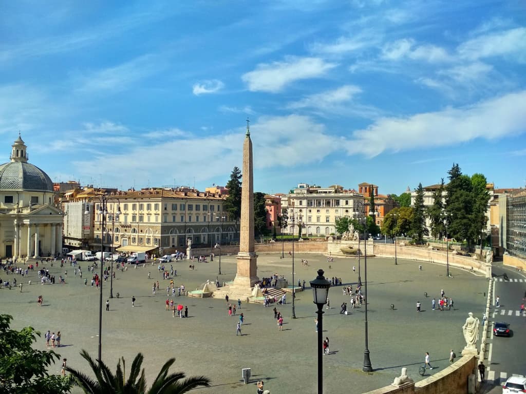 Piazza del Popolo starting point for Rome walking tours