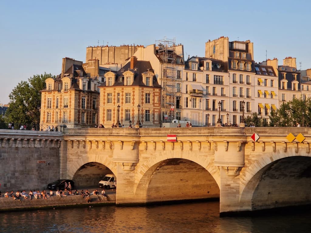 Île Saint-Louis - Photo by Jaime Vives