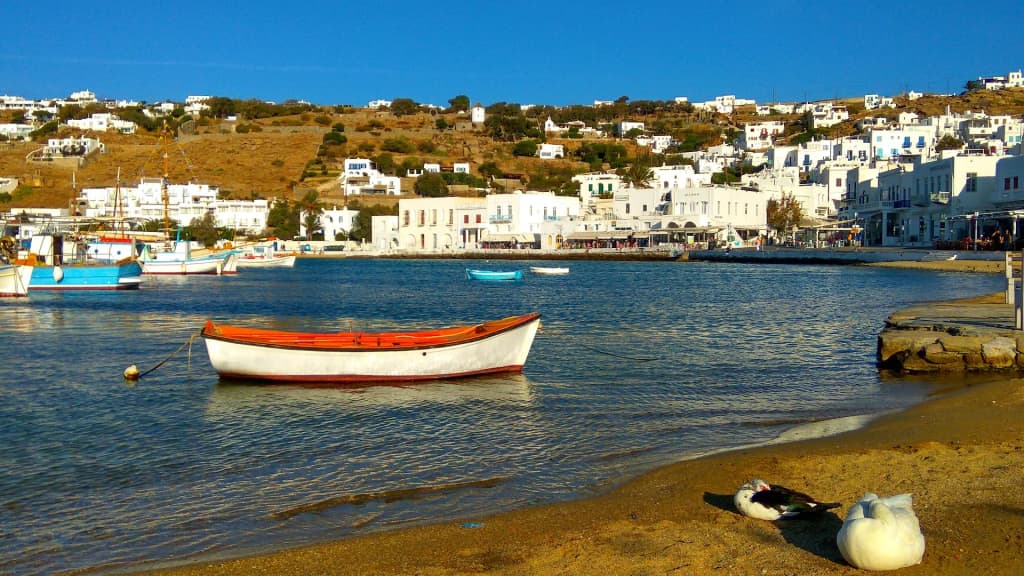 Whitewashed buildings and narrow streets in Mykonos Town