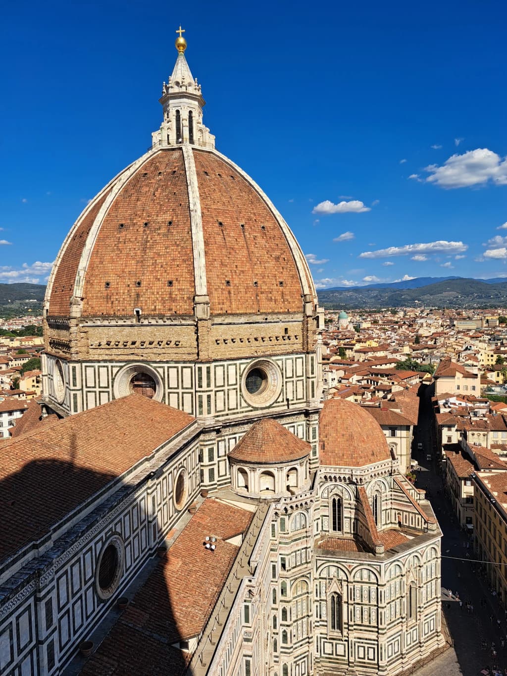 Detailed facade of the Cathedral of Santa Maria del Fiore