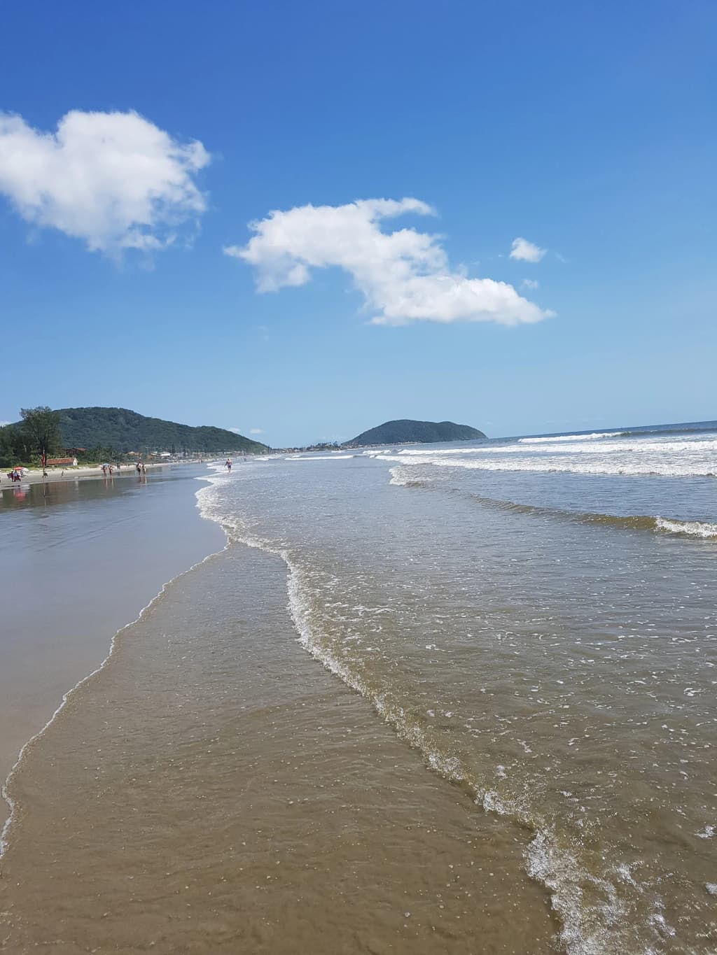 Sunny day at Praia do Félix