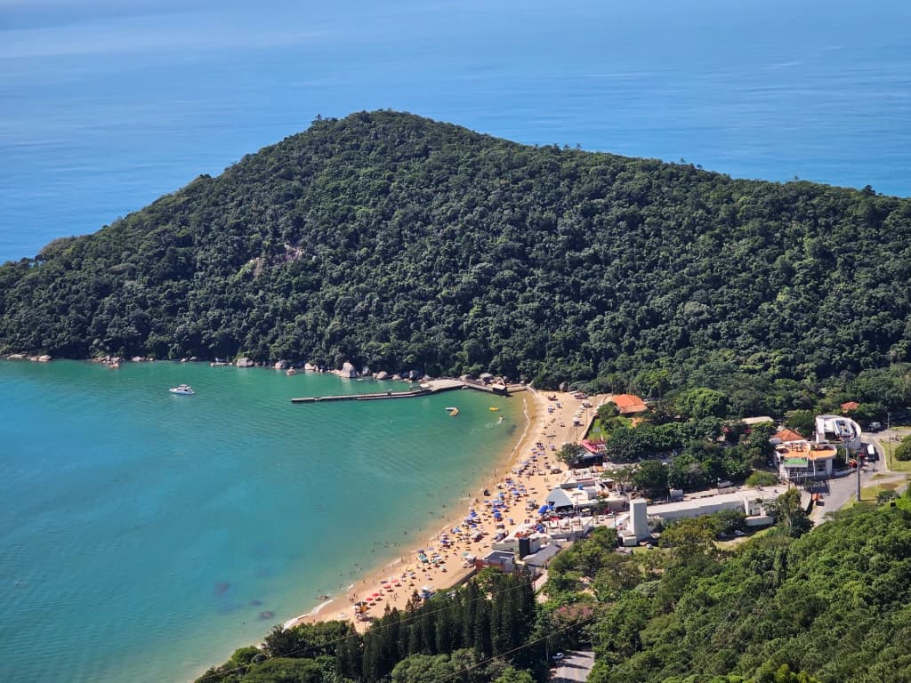 Ancient rock art and archaeological sites of Ilha do Campeche