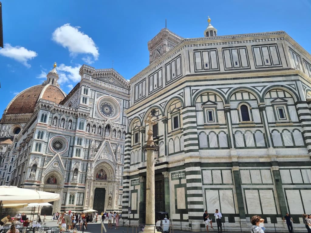 Torres medievais de San Gimignano ao entardecer