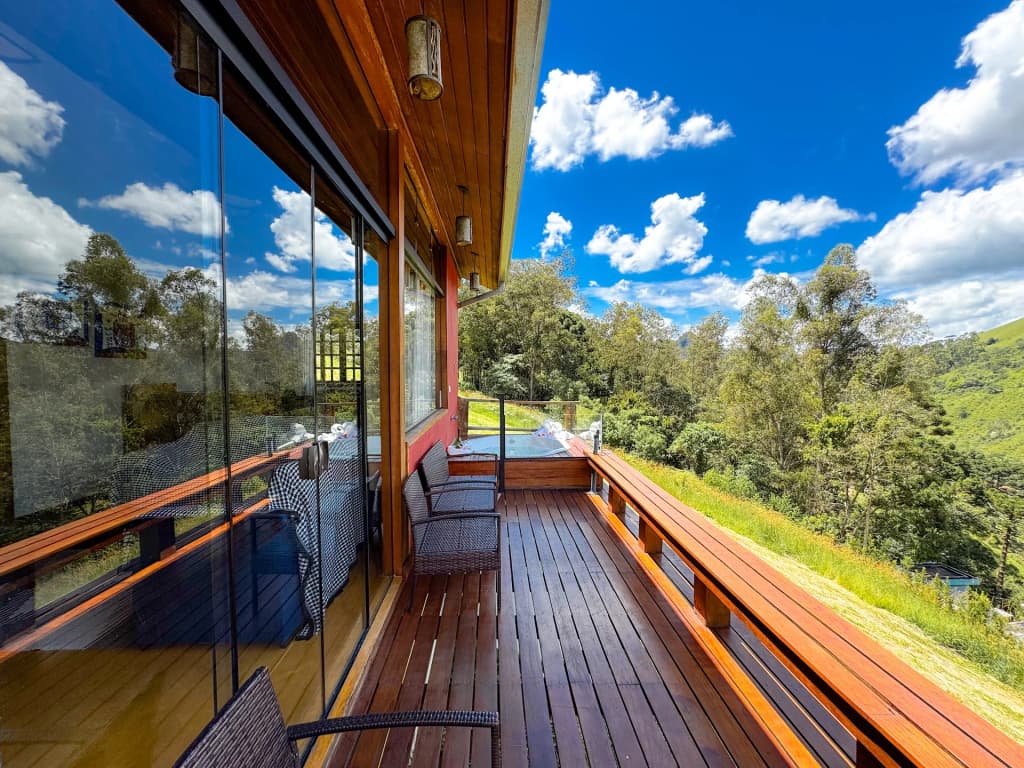 Cozy wooden architecture at Pousada Espelho D’Água in Gonçalves