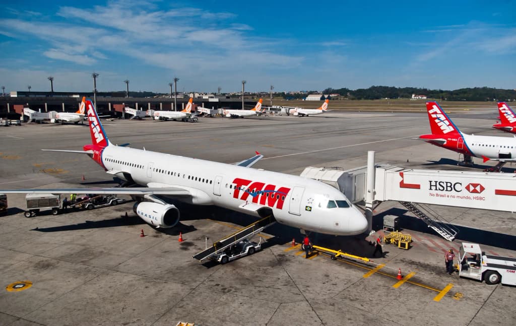 São Paulo/Guarulhos–Governor André Franco Montoro International Airport - Photo by Alexander Naumov