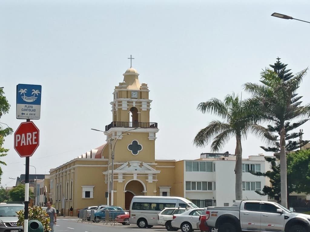 Lima - Photo by MIRIAM CLIDI VILLALOBOS RAYO