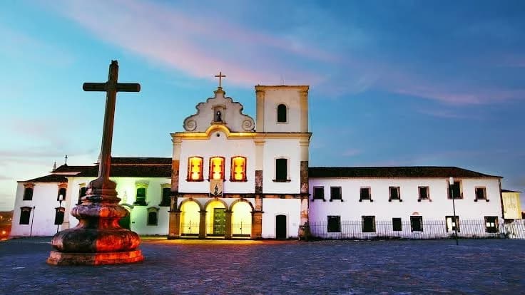 Arquitectura histórica en la Praça São Francisco, São Cristóvão