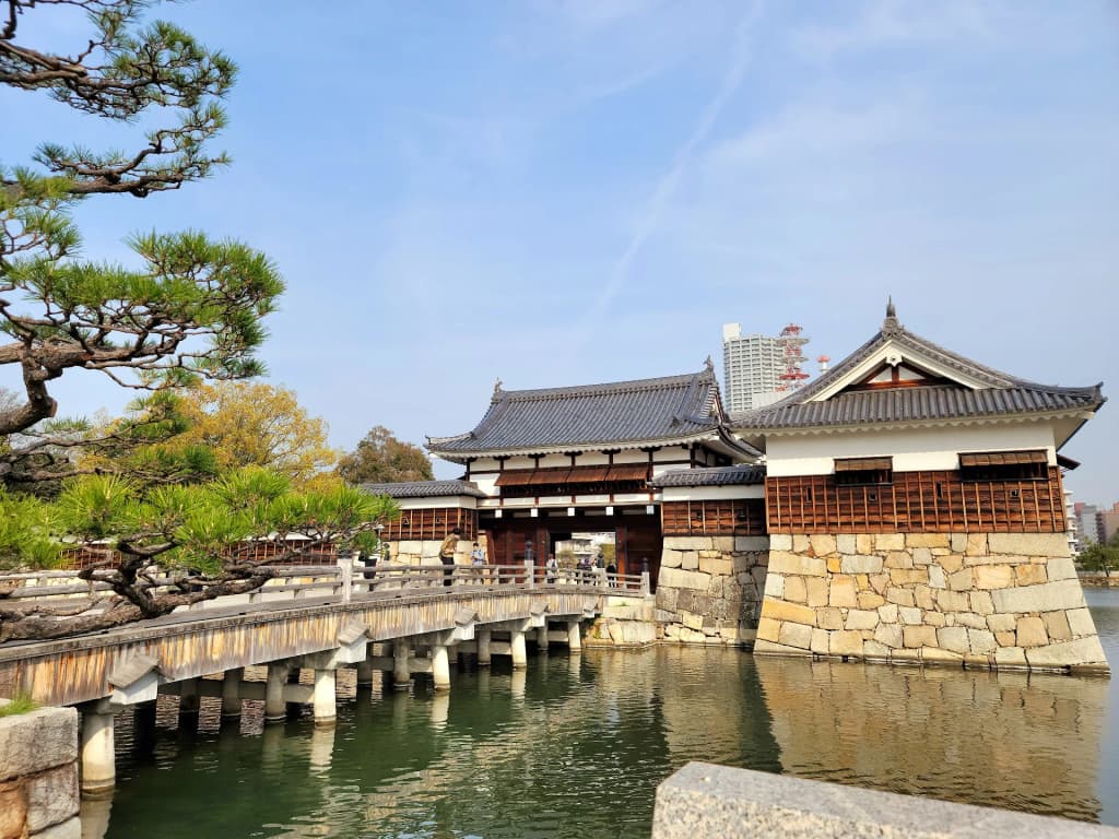 Hiroshima Castle - Photo by Leslie Krock