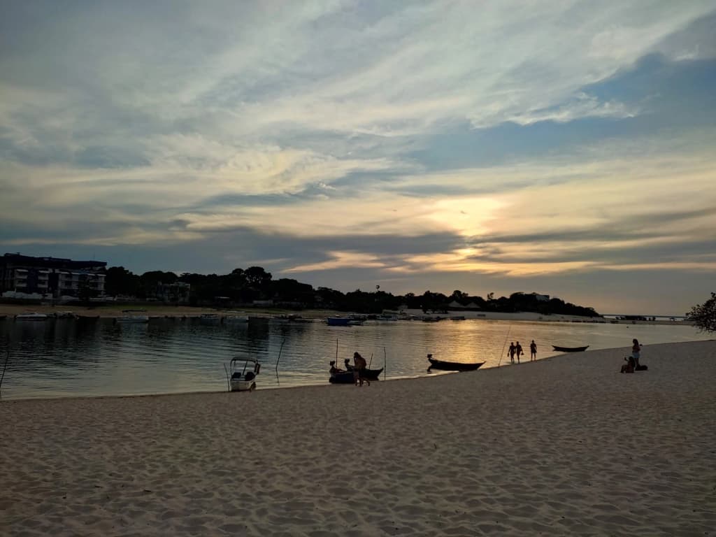 Love Island - Photo by Paulo Dorigatti