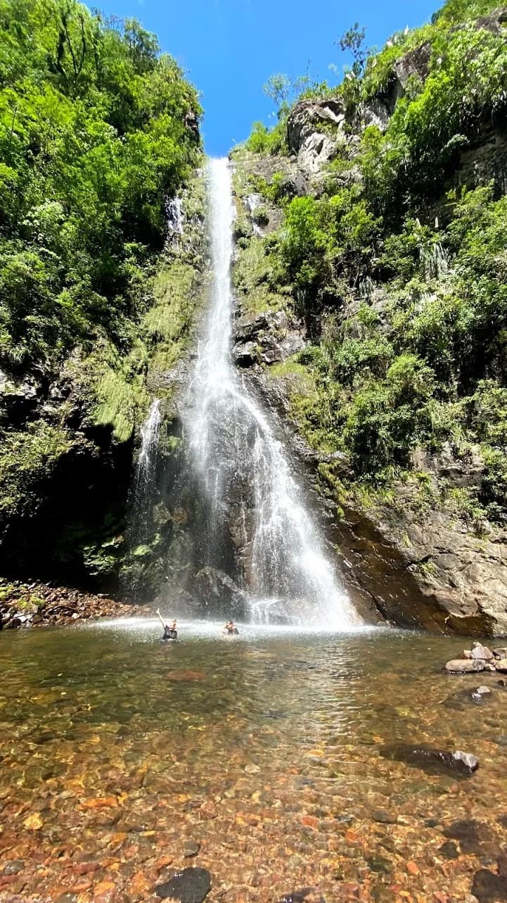 Dining with a view near the canyons - Photo by Henrique Valcanaia