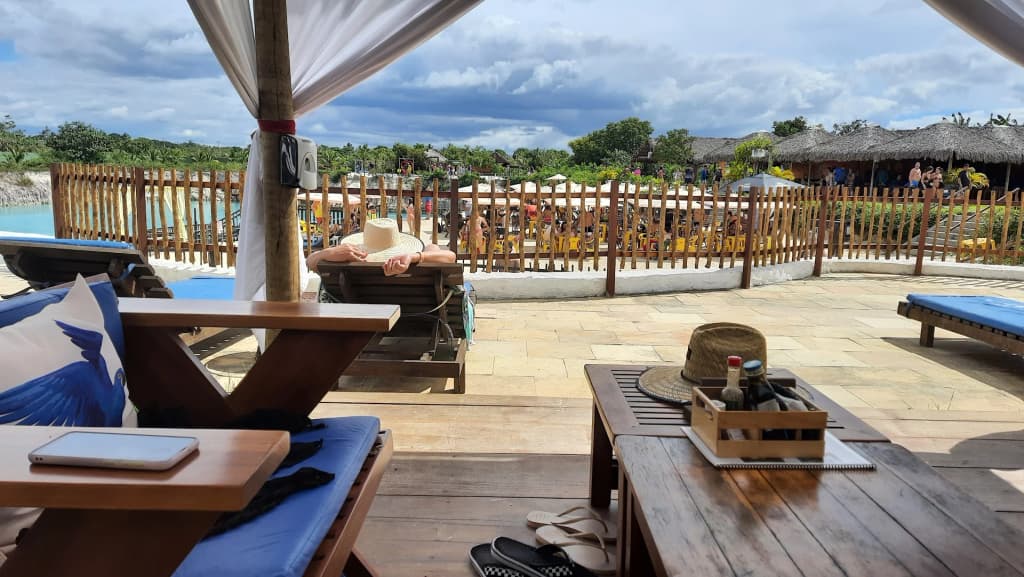 The striking turquoise waters of Buraco Azul Caiçara