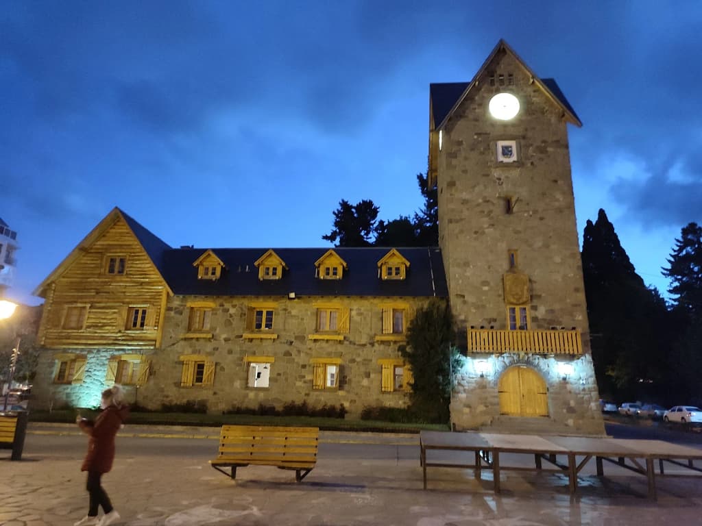 Centro Cívico Bariloche - Photo by Jorge A. Vallejo