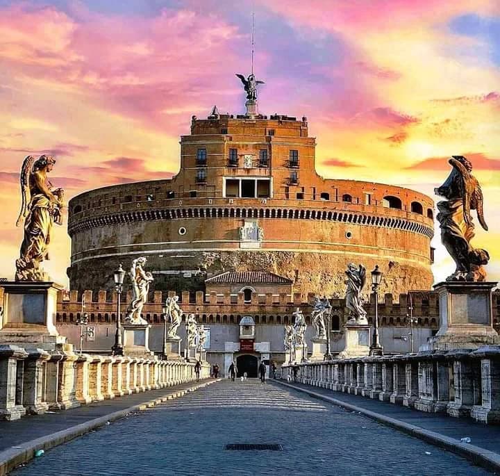 Castel Sant'Angelo - Photo by Luca D'Intinosante