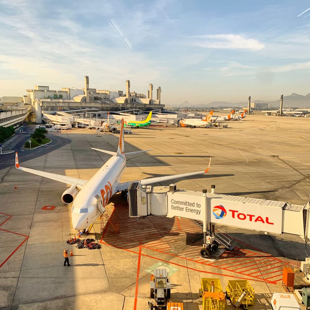 Modern architecture and check-in counters at RIOgaleão