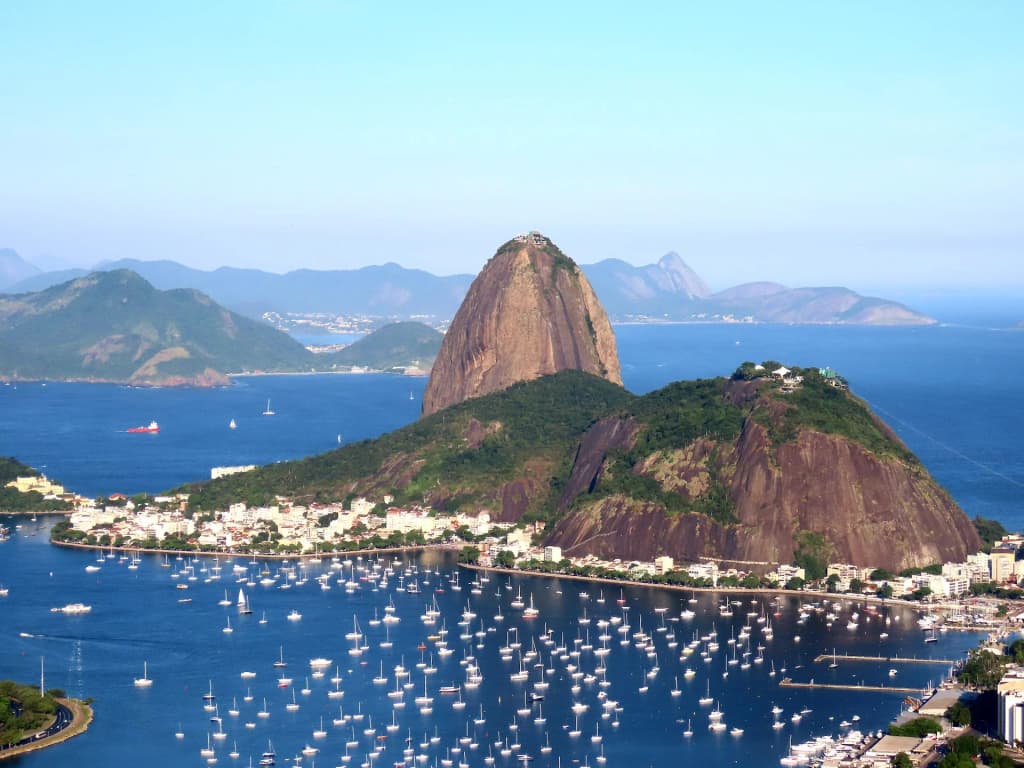 Sunrise view over Guanabara Bay from Mirante Dona Marta