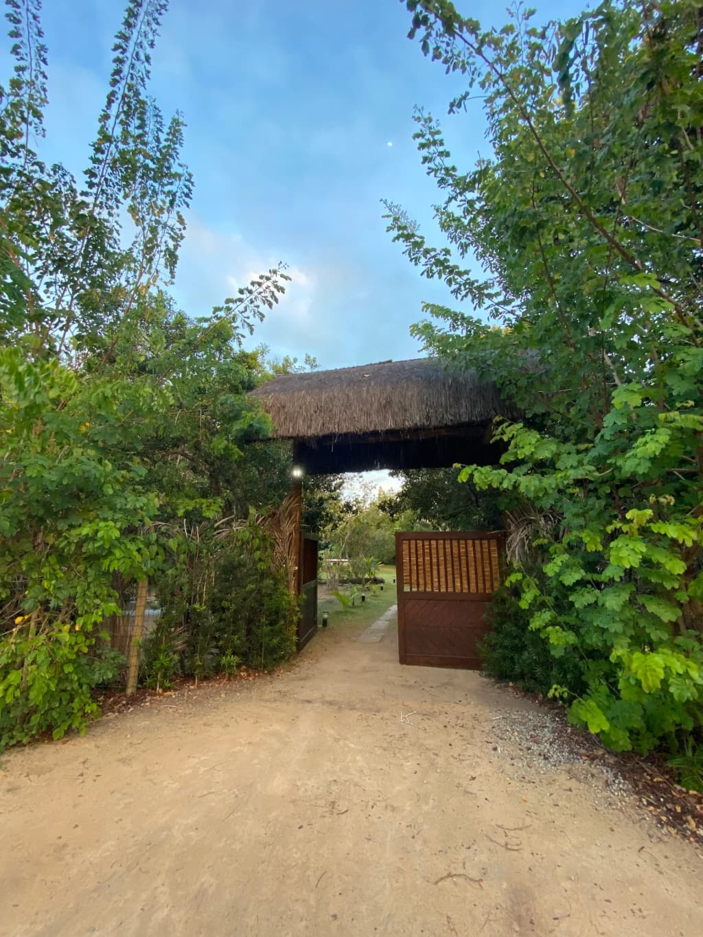 Night sky and fire pit at Domo Brisa Boa, perfect for stargazing