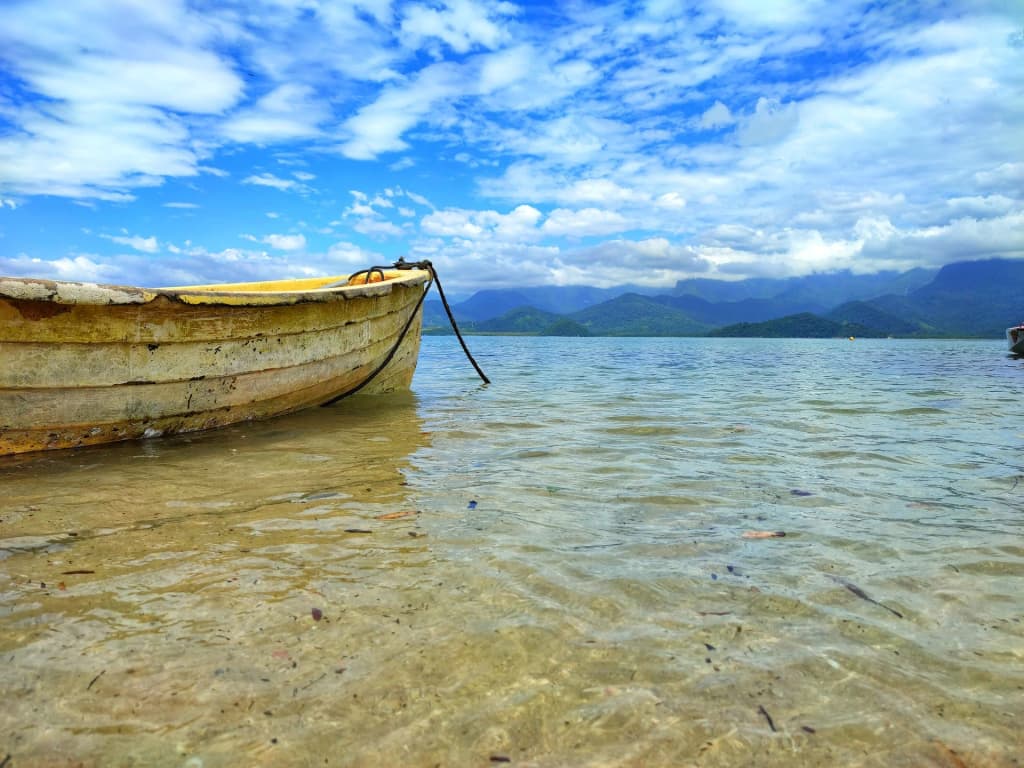 Praia da Ilha do Pelado - Photo by Bruno da Silva Santos