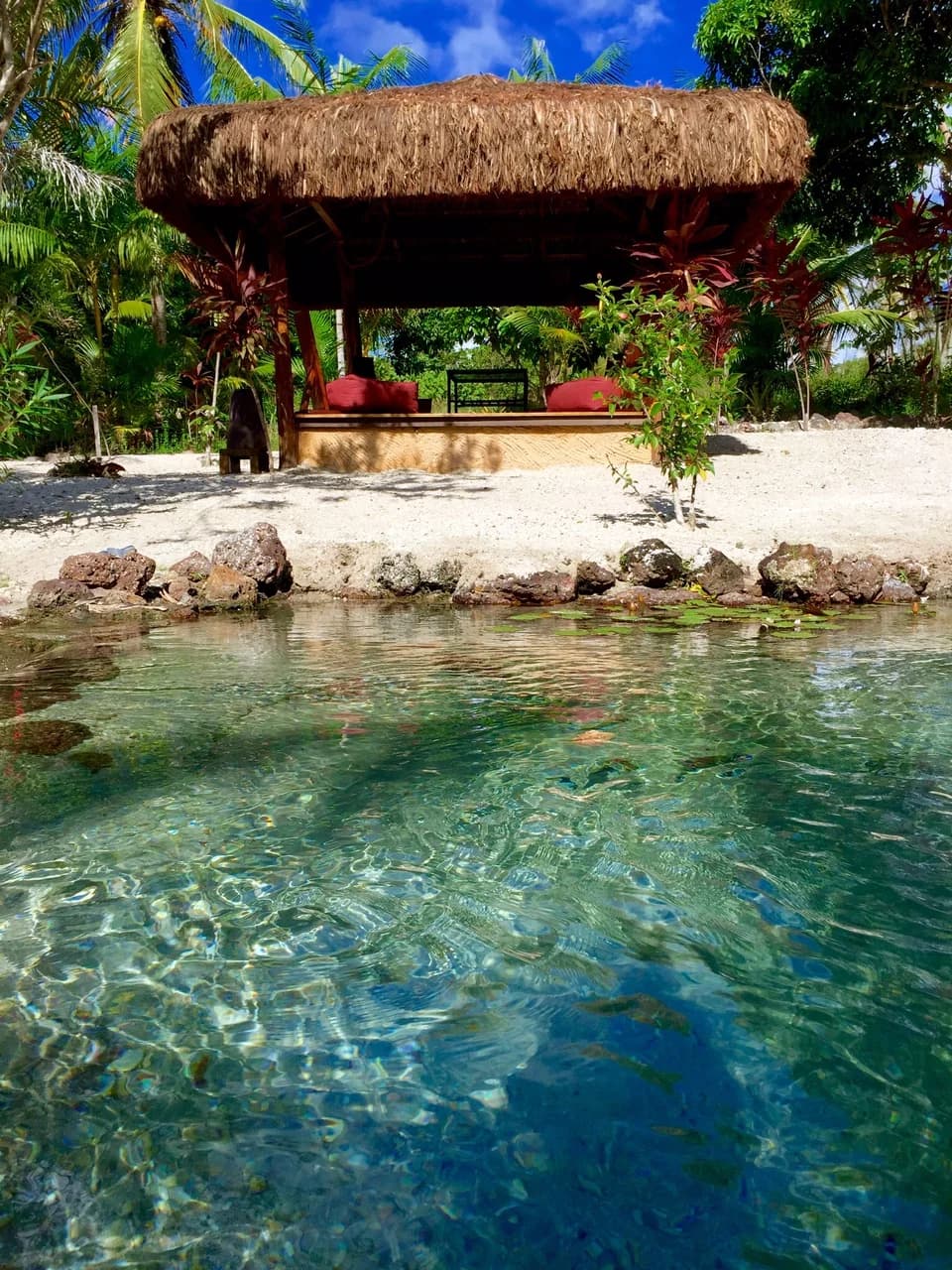 Relaxing at the exclusive Tao Paradise spring in Pureza