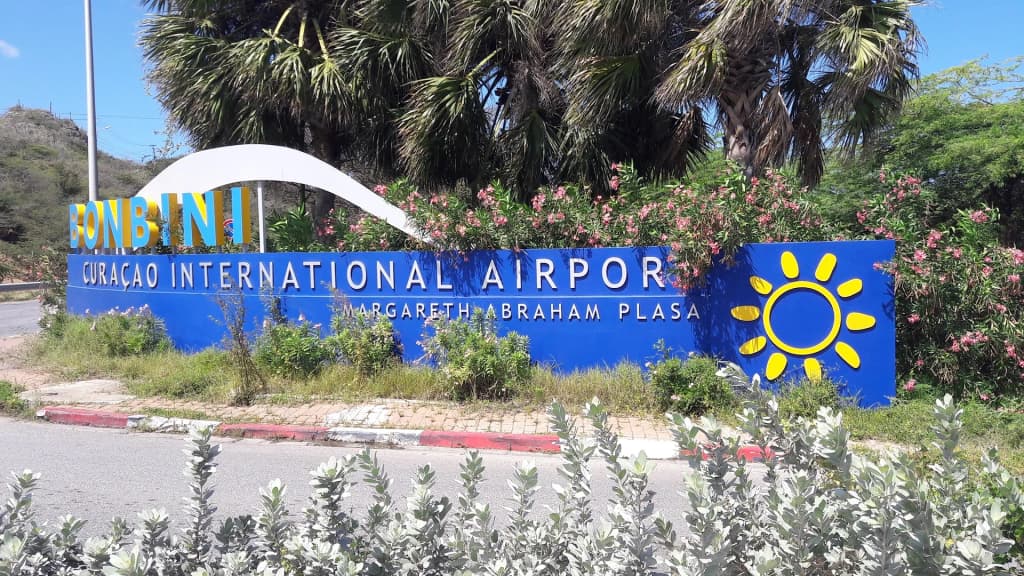 Curaçao International Airport - Photo by mprophet100