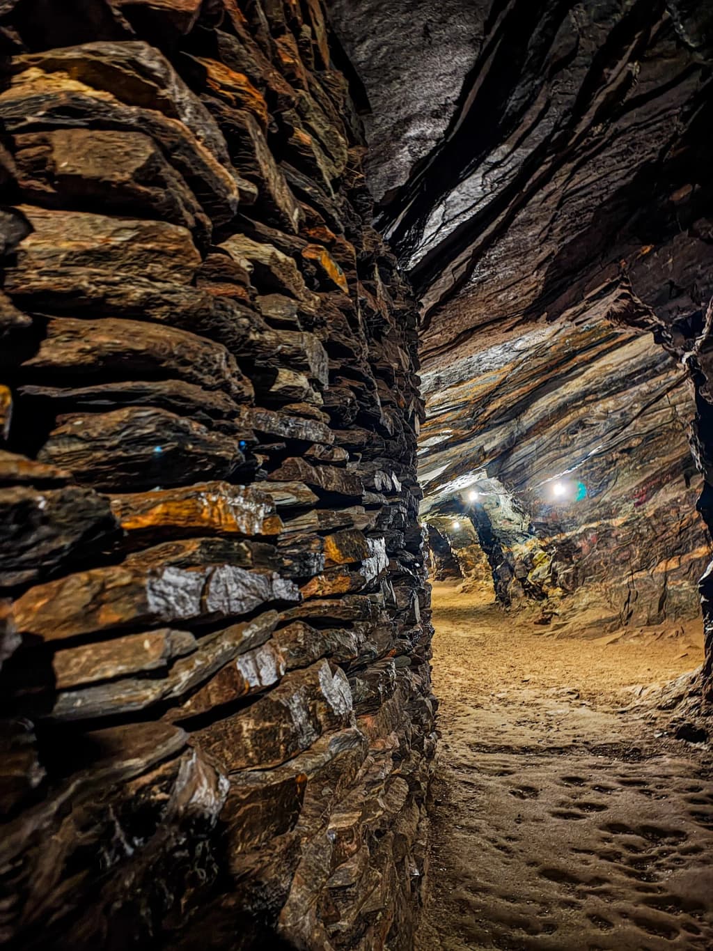 The eerie, crystal-clear underground lake at the bottom of the Mina de Ouro da Passagem in Mariana