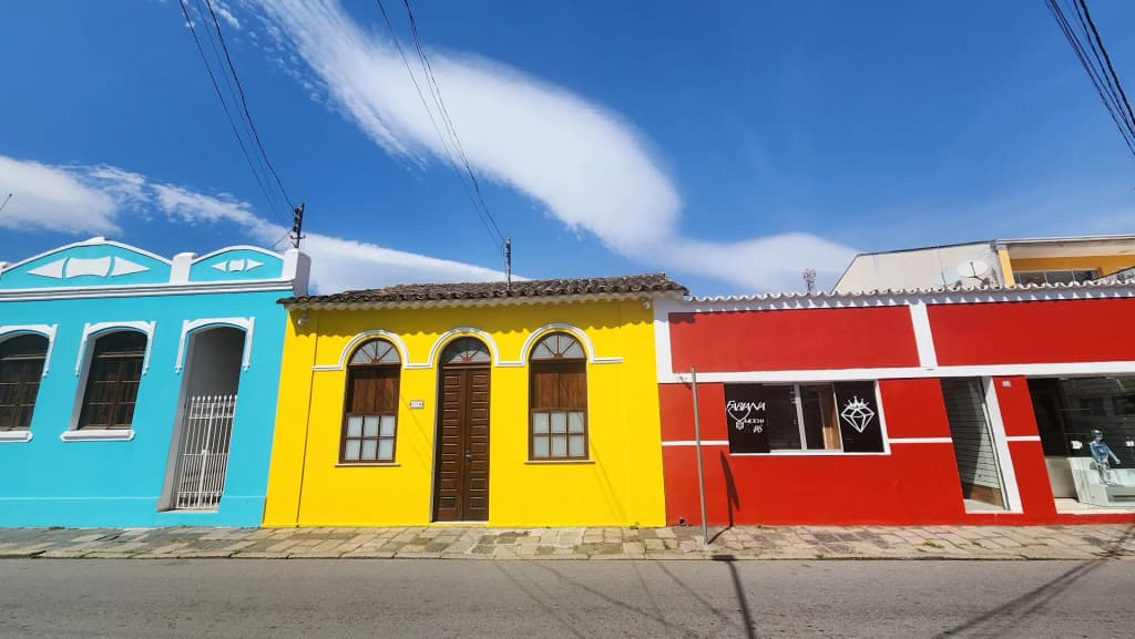 Cobblestone streets of Centro Histórico Morretes