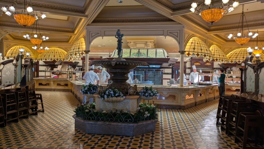 The elegant dining room of Plaza Gardens Restaurant