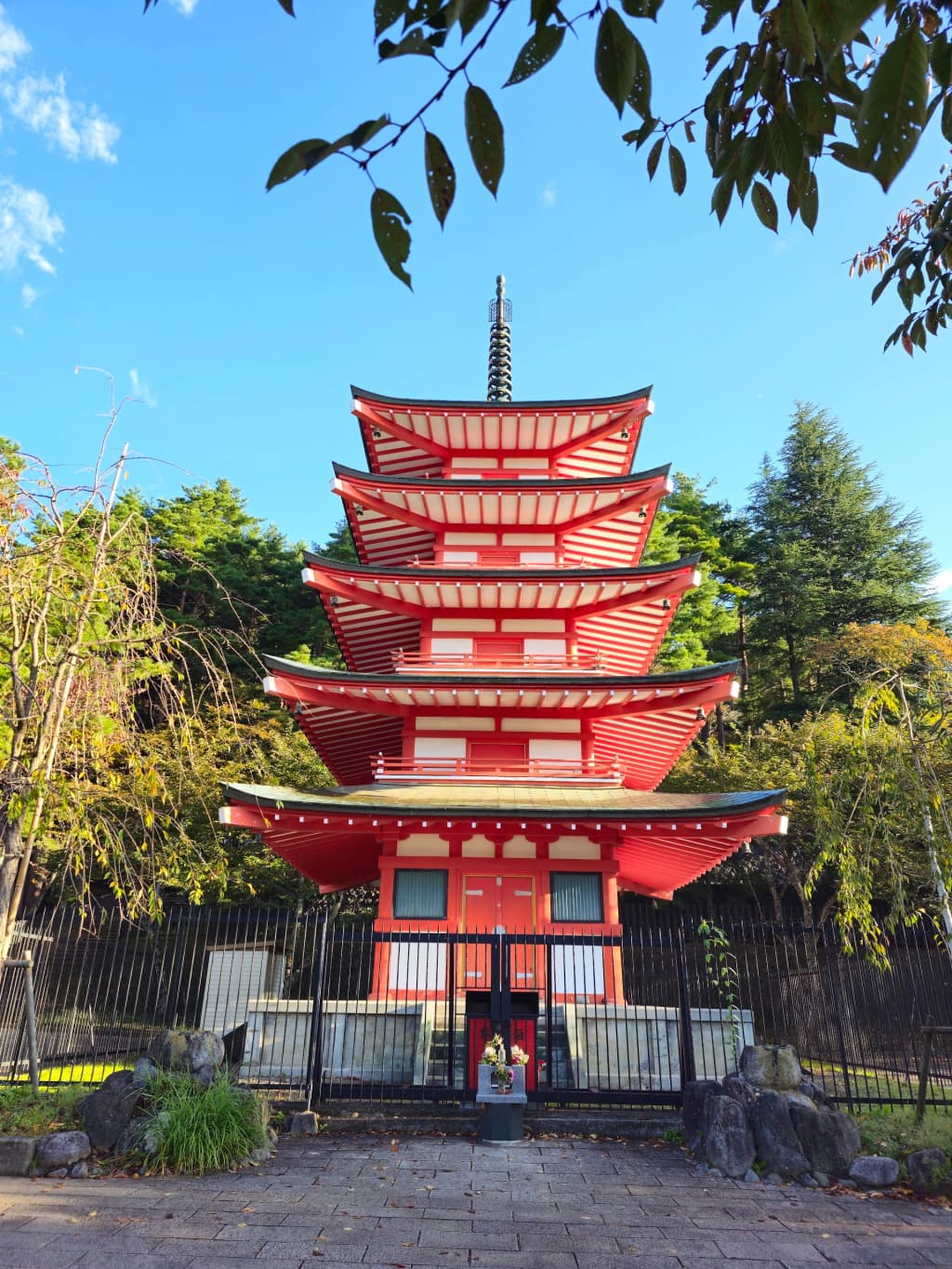 The iconic view of Chureito Pagoda
