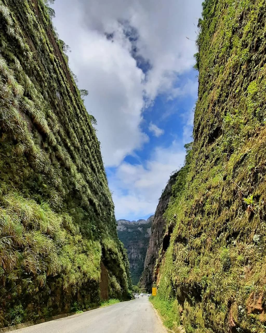Montañas de la Serra do Corvo Branco en la distancia