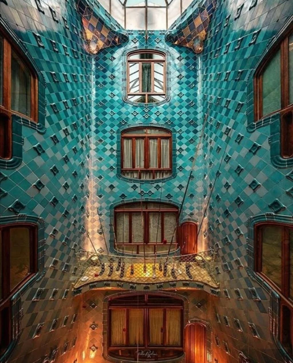 The surreal, skeletal facade of Casa Batlló
