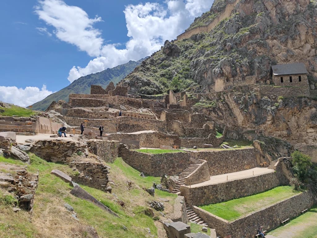 The rugged valley walls of Ollantaytambo