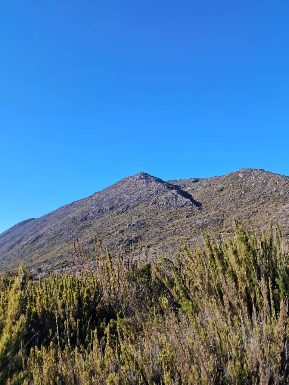 Pico da Bandeira - Photo by Valdayr Quelles