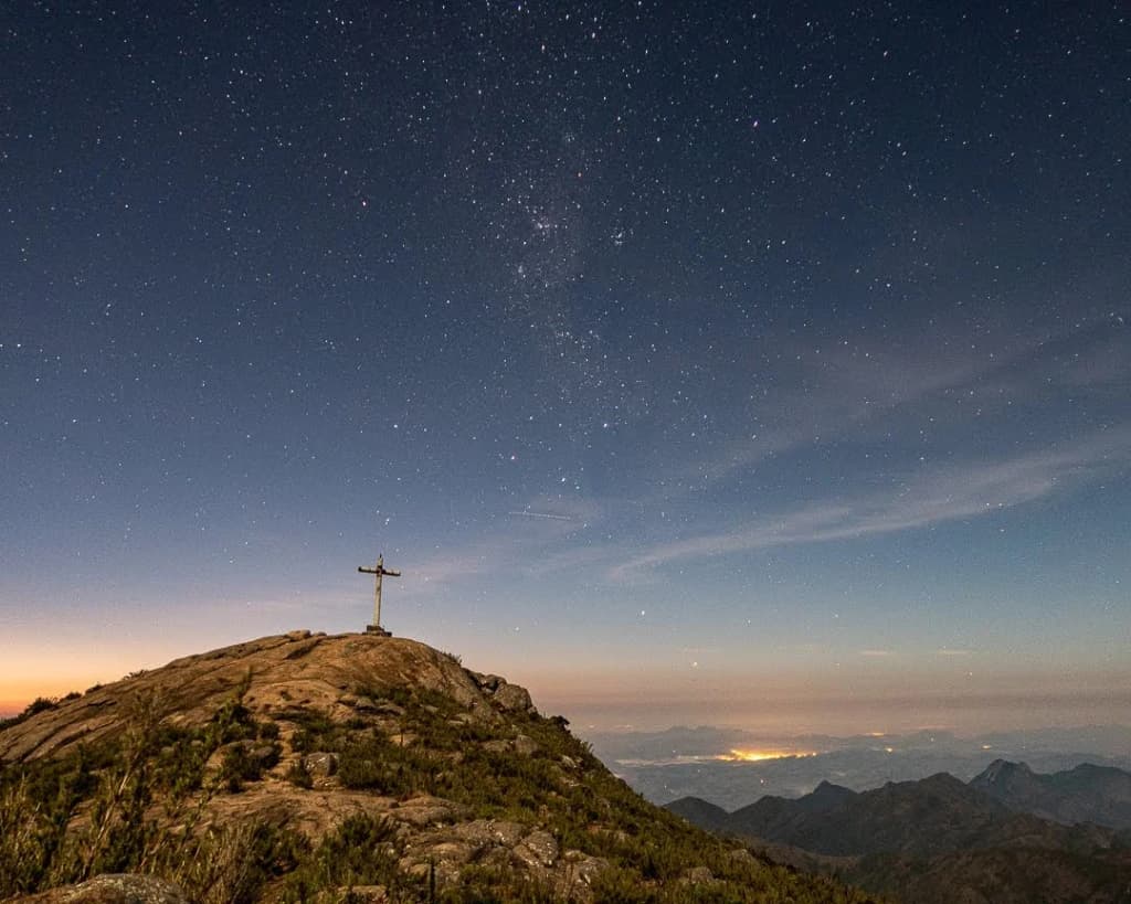 Pico da Bandeira - Photo by Rodrigo