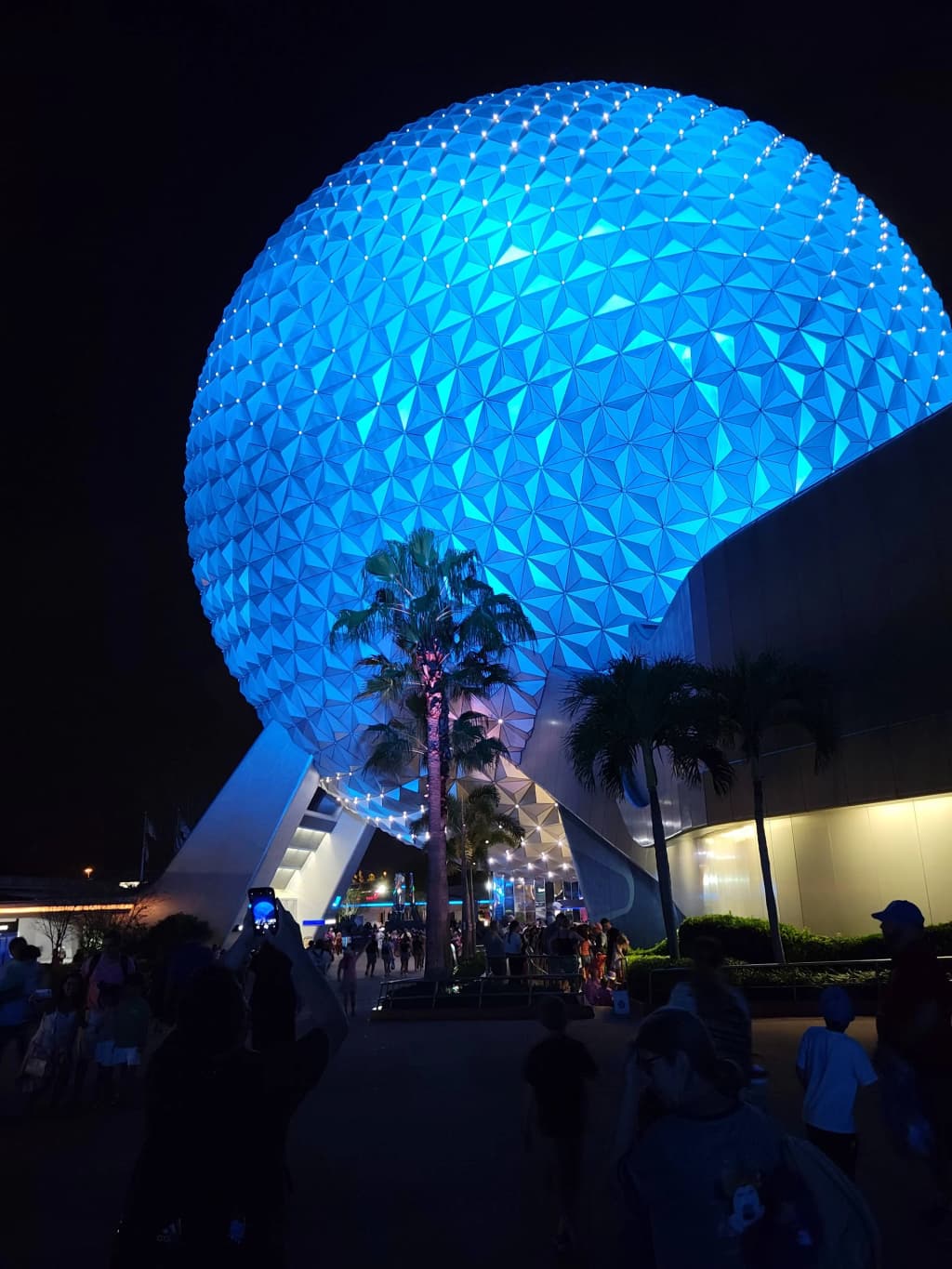 Spaceship Earth towering over Epcot in Walt Disney World