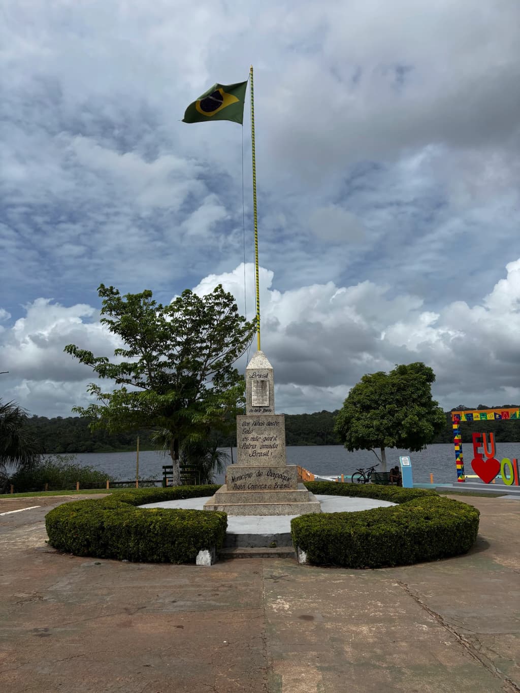 Monument Far Oiapoque - Photo by Fernando T. Salgado