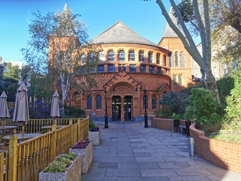 Notting Hill - Photo by Tanya Tsaneva