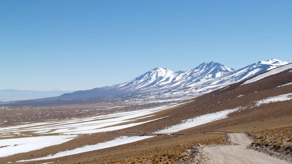 Miscanti Lake - Photo by Stefan Megerle