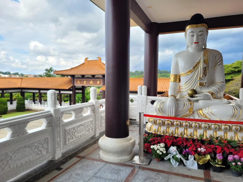 Fo Guang Shan Temple Zu Lai - Photo by Antoine Assaad