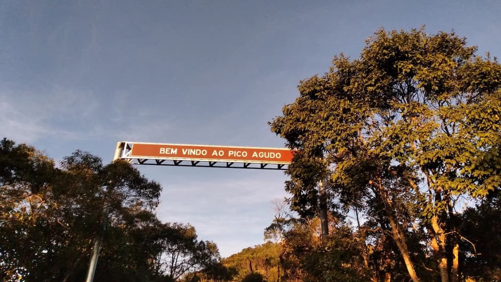 Pico Agudo - Photo by Aline Cristine