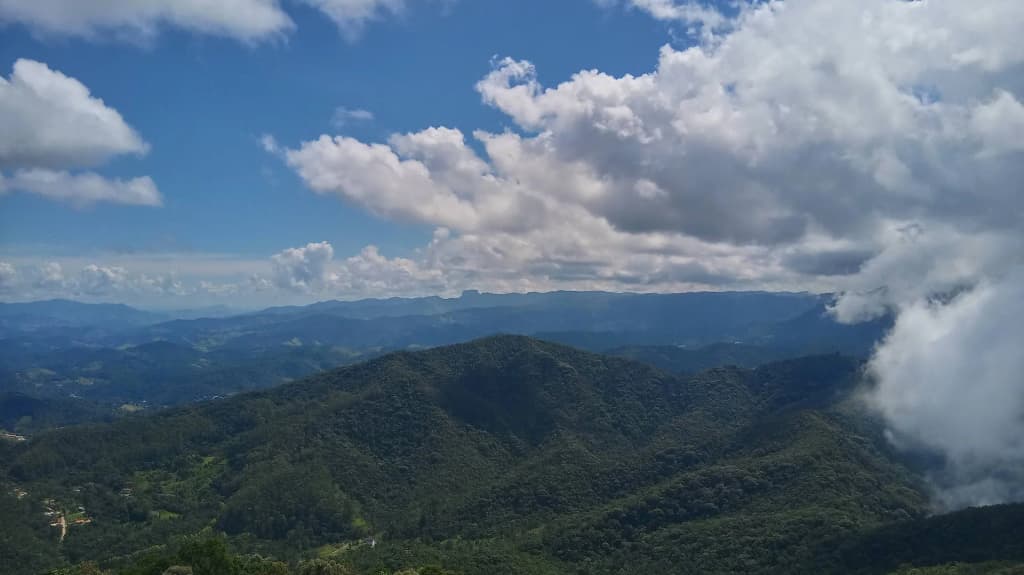 Pico Agudo - Photo by carol oliveira