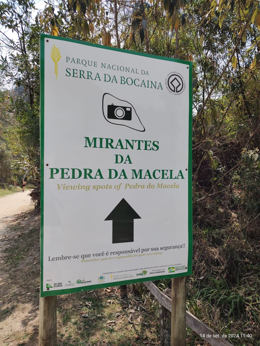 Clouds rolling over Pedra da Macela, Cunha