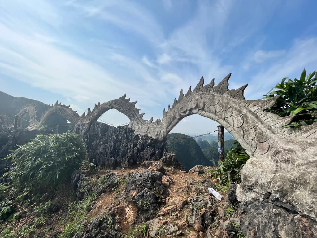 Hang Múa - Photo by Đinh Trọng Khánh