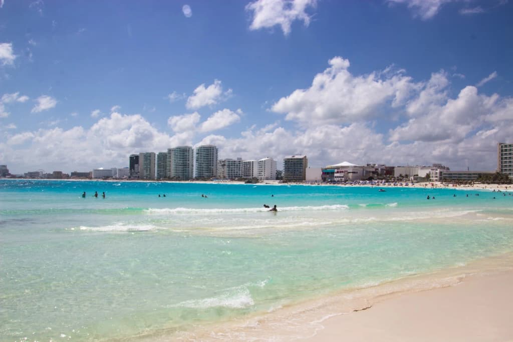 The electric blue waters of Playa Gaviota Azul